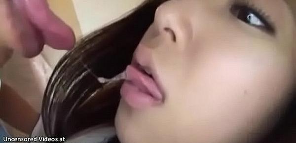  Japanese random girl accepts to fuck in hotel